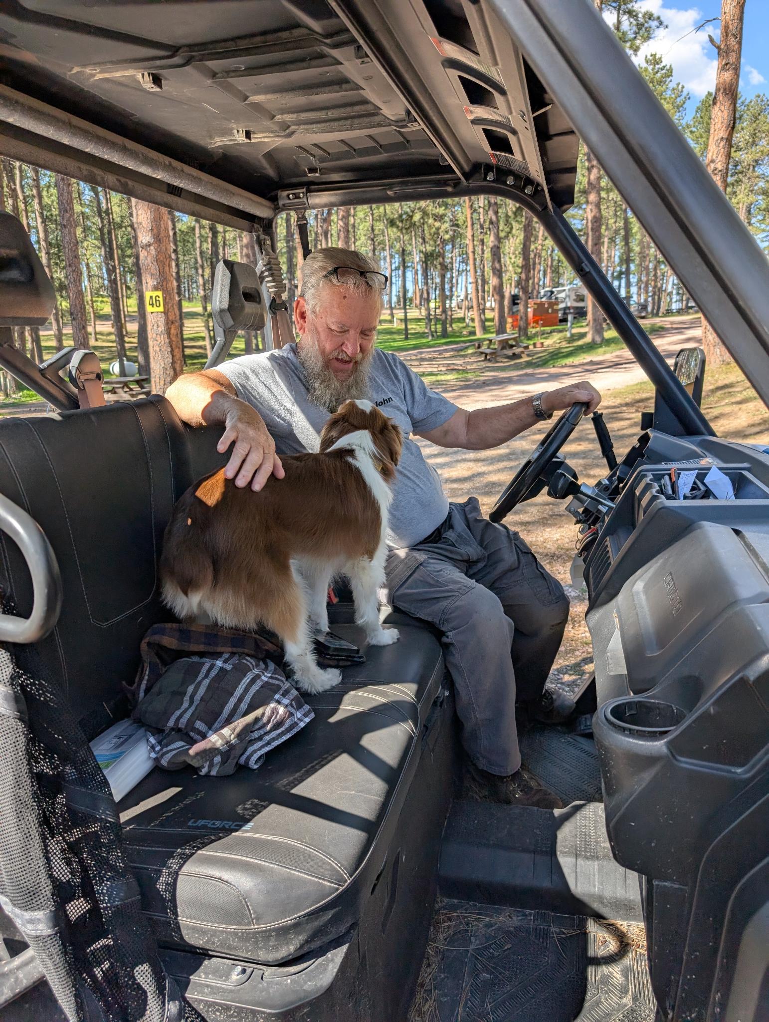 John the groundskeeper - Gidget's friend